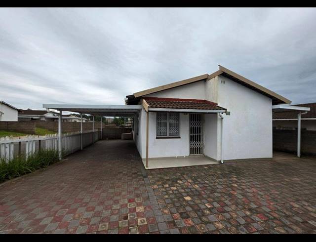 2 BEDROOM HOUSE FOR SALE IN REDCLIFFE